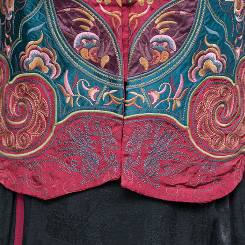 Ärmellose Weste mit Buddha-Steinen im Vintage-Stil, Blumen-Stickerei, Tang-Anzug-Design - image 24