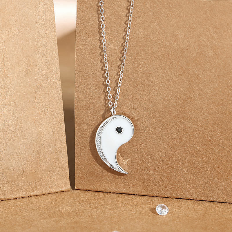 Halskette mit Anhänger aus 925er Sterlingsilber mit Yin-Yang-Symbol von Buddha Stones - Weiß - image 5