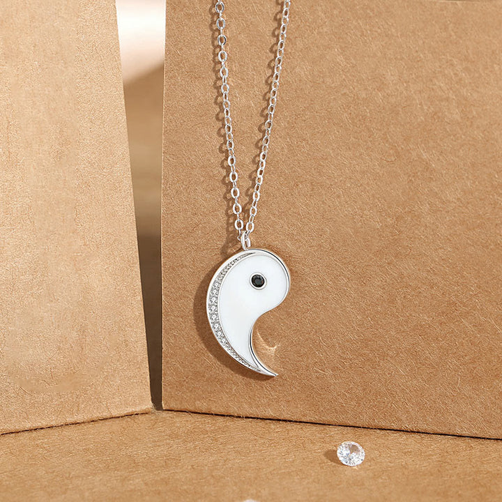 Halskette mit Anhänger aus 925er Sterlingsilber mit Yin-Yang-Symbol von Buddha Stones - Weiß - image 5