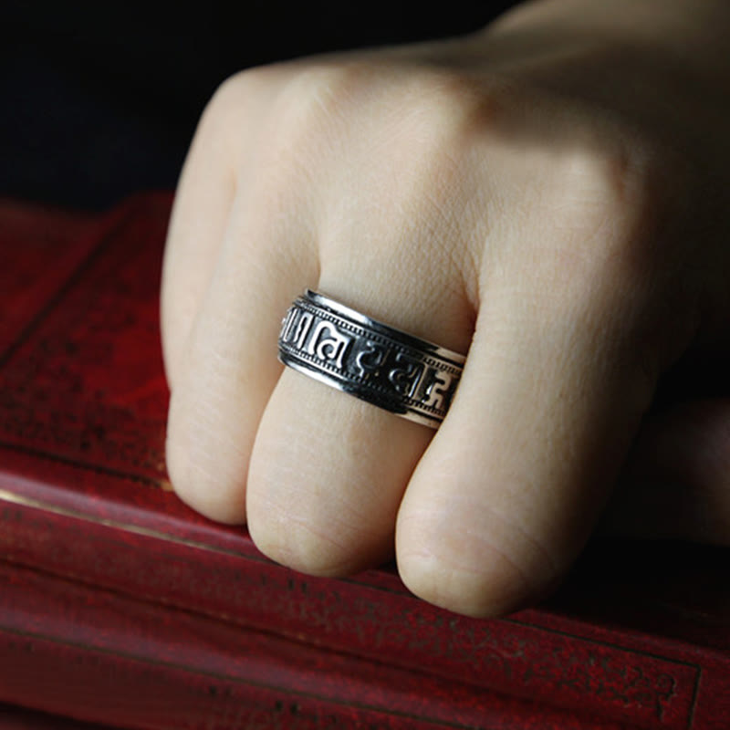 Tibetischer Om Mani Padme Hum Balance-Ring aus Titanstahl mit Buddha Stones