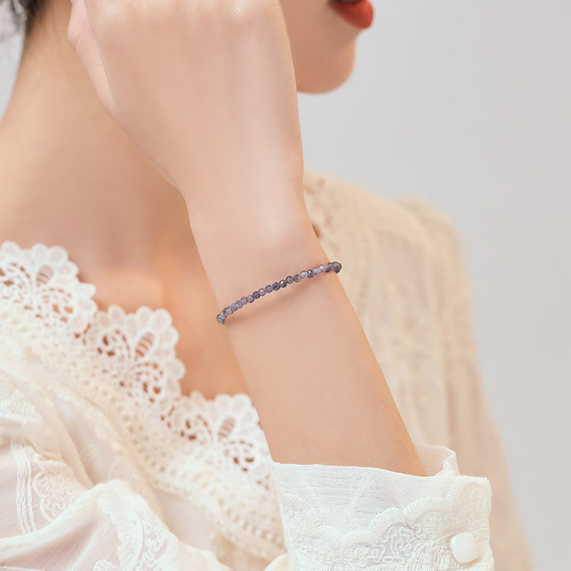 Buddha Stones , 3 mm, Amethyst, Iolith, ultradünne Perlen, 14 Karat vergoldetes Kupfer-Kommunikationsarmband