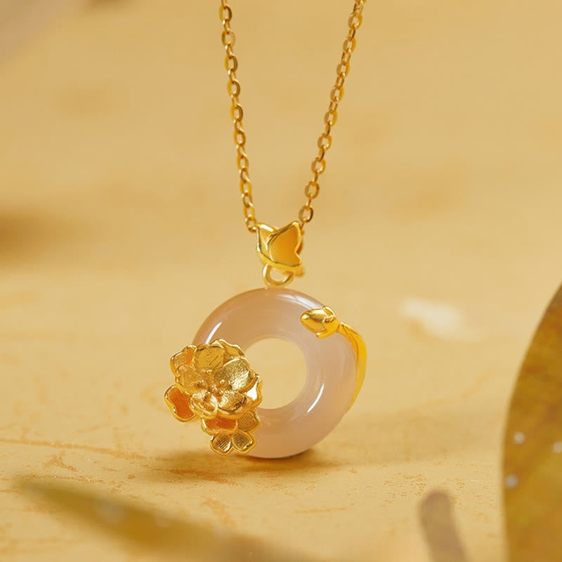 Buddha Stones Natur 925 Sterling Silber Weißer Chalcedon Peace Schnalle Pfirsichblüte Schmetterling Positiv Halskette Anhänger