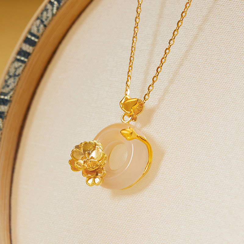 Buddha Stones Natur 925 Sterling Silber Weißer Chalcedon Peace Schnalle Pfirsichblüte Schmetterling Positiv Halskette Anhänger