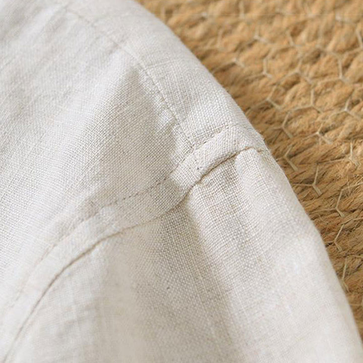 Buddha Stones Lässiges, schlichtes Herrenhemd aus Leinen mit V-Ausschnitt und kurzen Ärmeln