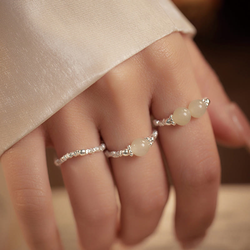 Buddha Stones 925 Sterling Silber Natürliche kleine Hetian Jade Perle Glück Elastischer Ring