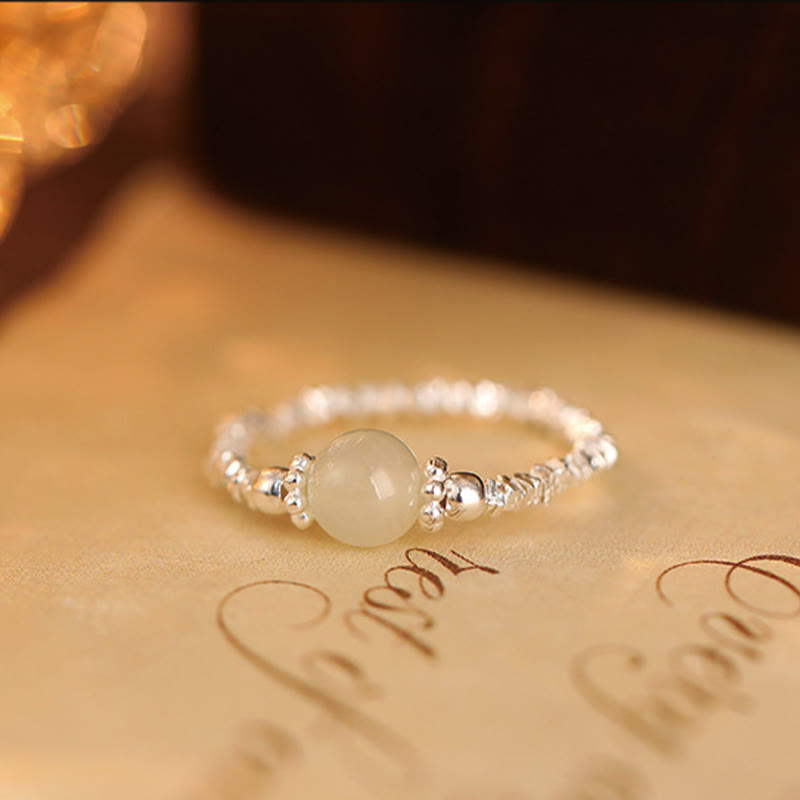 Buddha Stones 925 Sterling Silber Natürliche kleine Hetian Jade Perle Glück Elastischer Ring