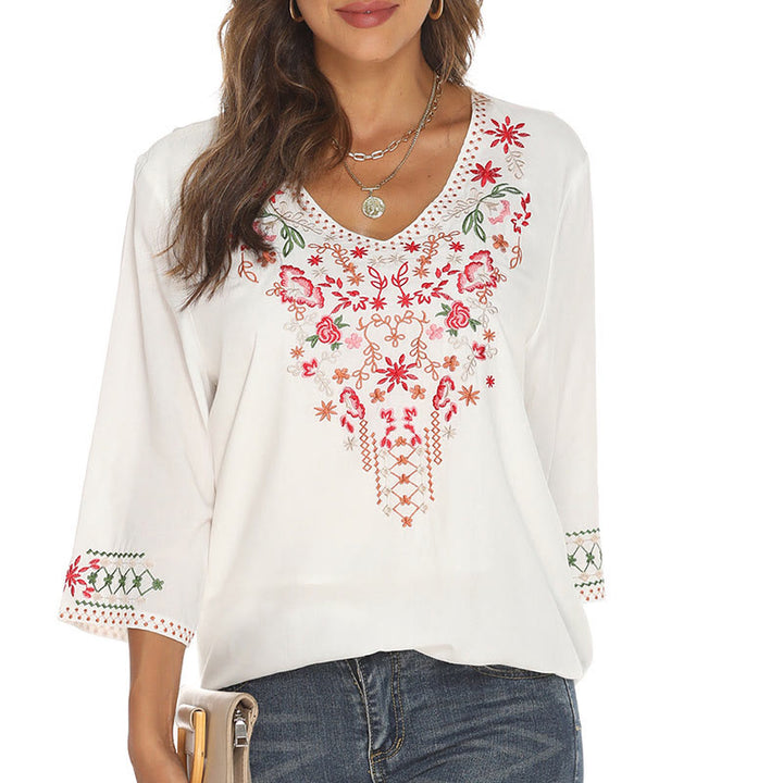 Buddha Stones Sommer Stickerei Blume Einfaches Design Dreiviertelärmel V-Ausschnitt Baumwolle Damen T-Shirt