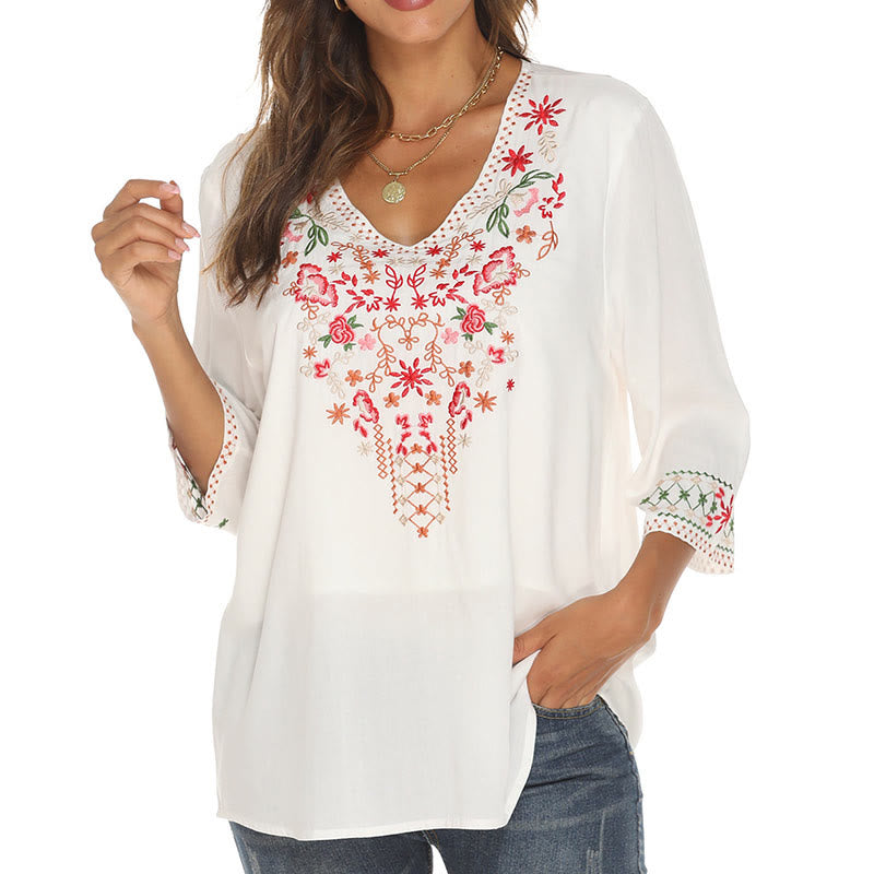 Buddha Stones Sommer Stickerei Blume Einfaches Design Dreiviertelärmel V-Ausschnitt Baumwolle Damen T-Shirt