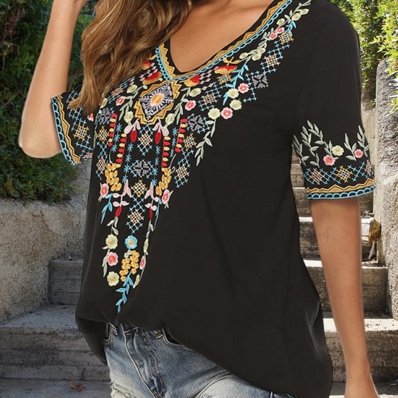Damen-T-Shirt aus Baumwolle mit Buddha Stones -Stickerei und Blumen-Design, kurzärmelig, V-Ausschnitt