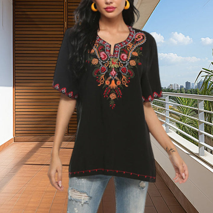 Buddha Stones Schwarzes lässiges Damen-T-Shirt aus Baumwolle mit halblangen Ärmeln und Blumenmuster