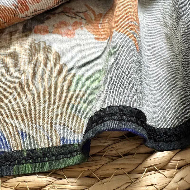 Buddha Stones Lässig bedrucktes, glückverheißendes Wolkenmuster, verschiedene Blütenblätter, Damen-T-Shirt mit Rundhalsausschnitt und halblangen Ärmeln aus Polyester