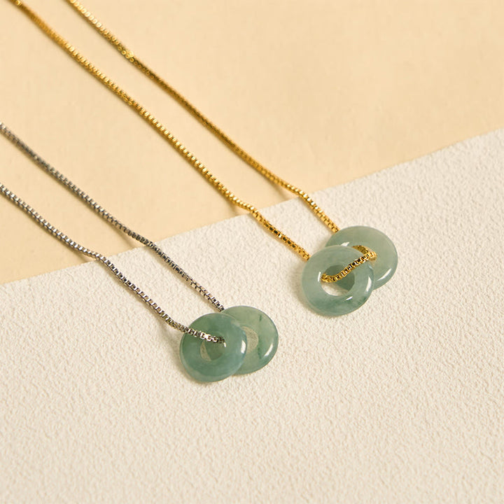 Halskette mit Anhänger aus Jade mit doppelter Friedensschnalle und Wohlstandssymbol von Buddha Stones