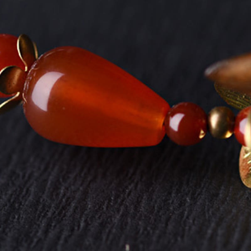 Buddha Stones Silber Quaste Grünes Sandelholz Beruhigende Haarnadel