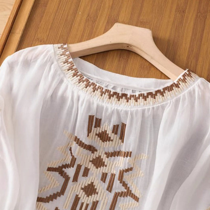 Buddha Stones Lässiges, symmetrisches Stickerei-T-Shirt für Damen mit Rundhalsausschnitt und halblangen Ärmeln aus Spandex