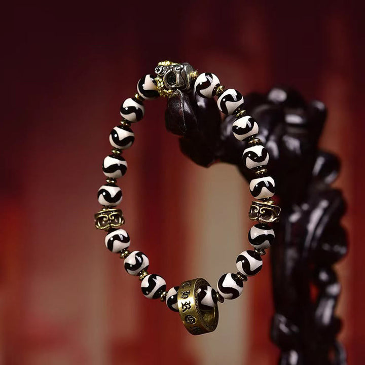 Buddha Stones Vintage tibetisches Dzi Bead Om Mani Padme Hum Segensarmband