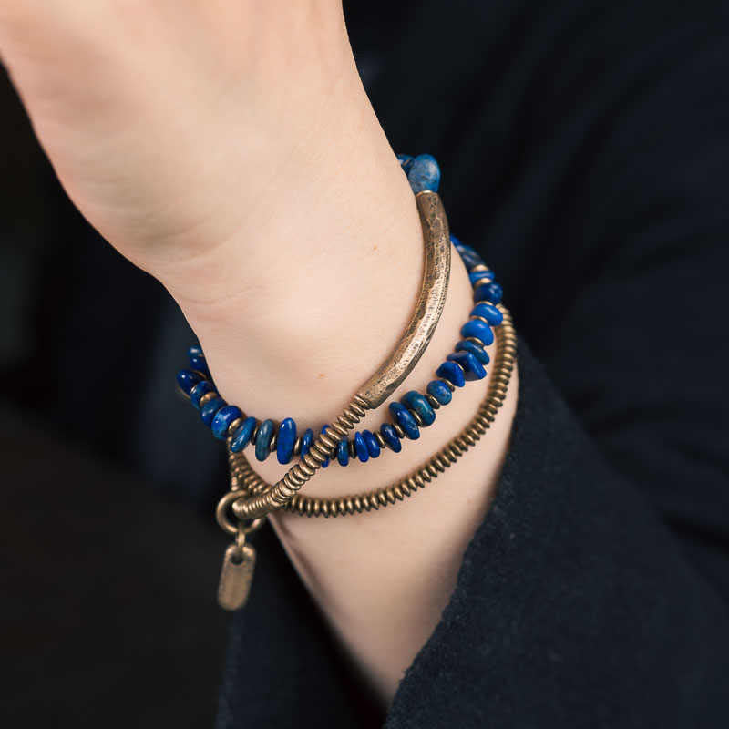 Buddha Stones Unregelmäßige Form Dreifach gewickeltes Lazurite Balance Armband
