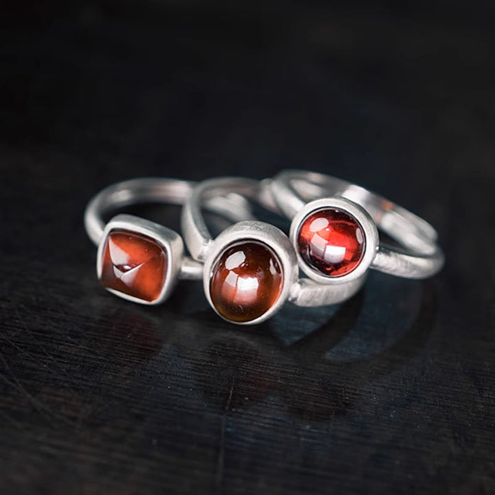 Buddha Stones Natürlicher 925 Sterling Silber Granat Verstellbarer Eingesetzter Ruhering