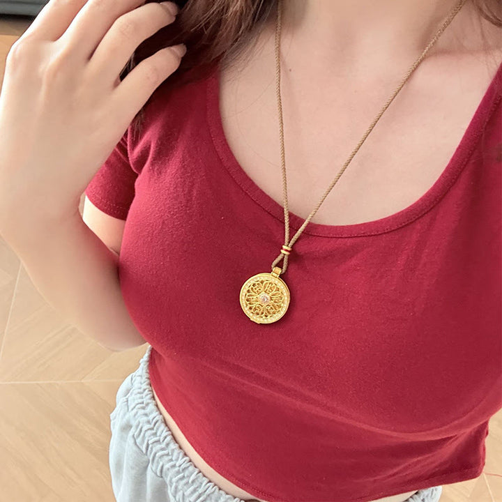 Halskette mit Anhänger aus Buddha Stones „ Om Mani Padme Hum“, zum Öffnen, Kupfer, vergoldet, Reichtum - image 4