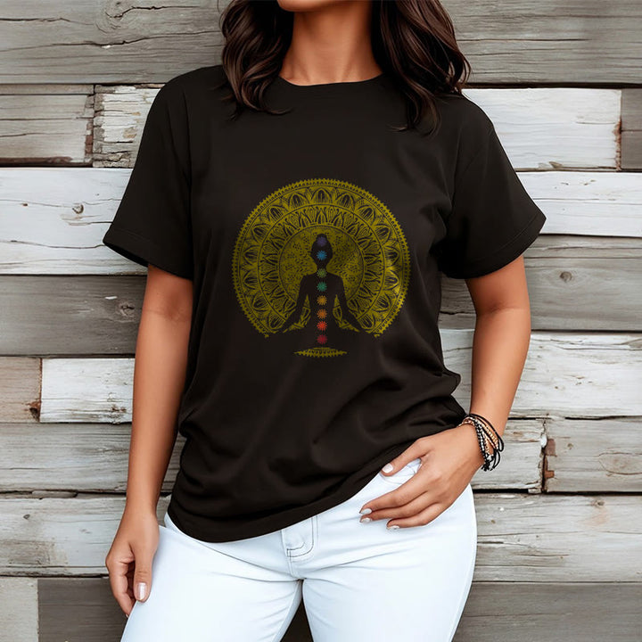 Buddha Stones Lässiges, buntes Chakra-Symbol, goldenes, meditatives Figurenmuster, Baumwoll-T-Shirt - image 4