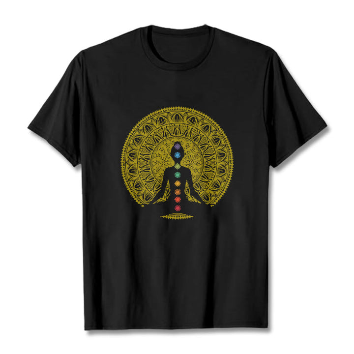 Buddha Stones Lässiges, buntes Chakra-Symbol, goldenes, meditatives Figurenmuster, Baumwoll-T-Shirt - Schwarz - 2XL - image 1