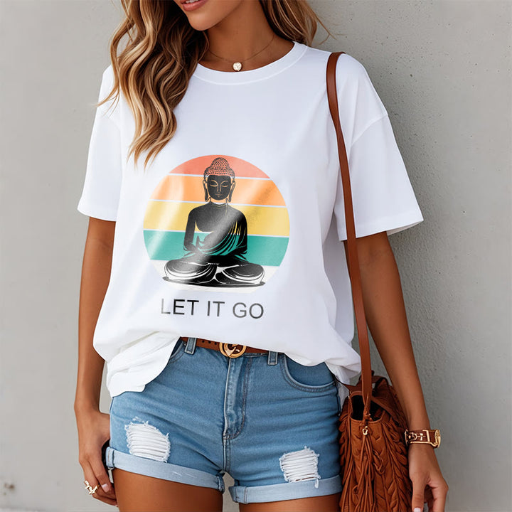 Buddha Stones Lässiges, bunt gestreiftes Hintergrund-T-Shirt mit meditierendem Buddha-Muster aus Baumwolle - image 10