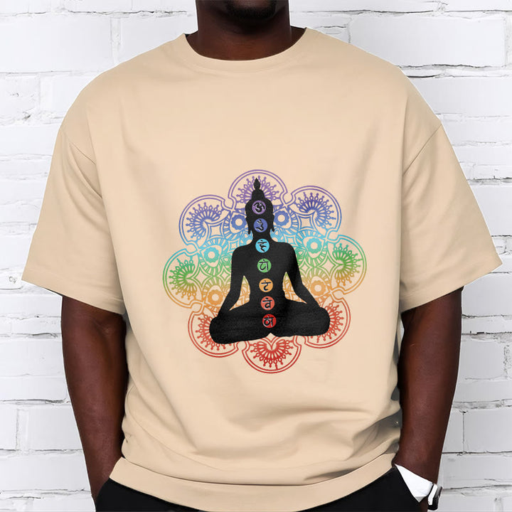 Buddha Stones Lässige meditierende Figur Buntes Mandala-Muster Baumwoll-T-Shirt - image 10