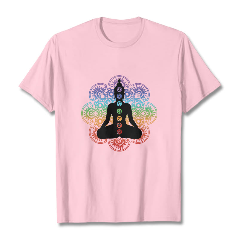 Buddha Stones Lässige meditierende Figur Buntes Mandala-Muster Baumwoll-T-Shirt - Hellrosa - 2XL - image 13