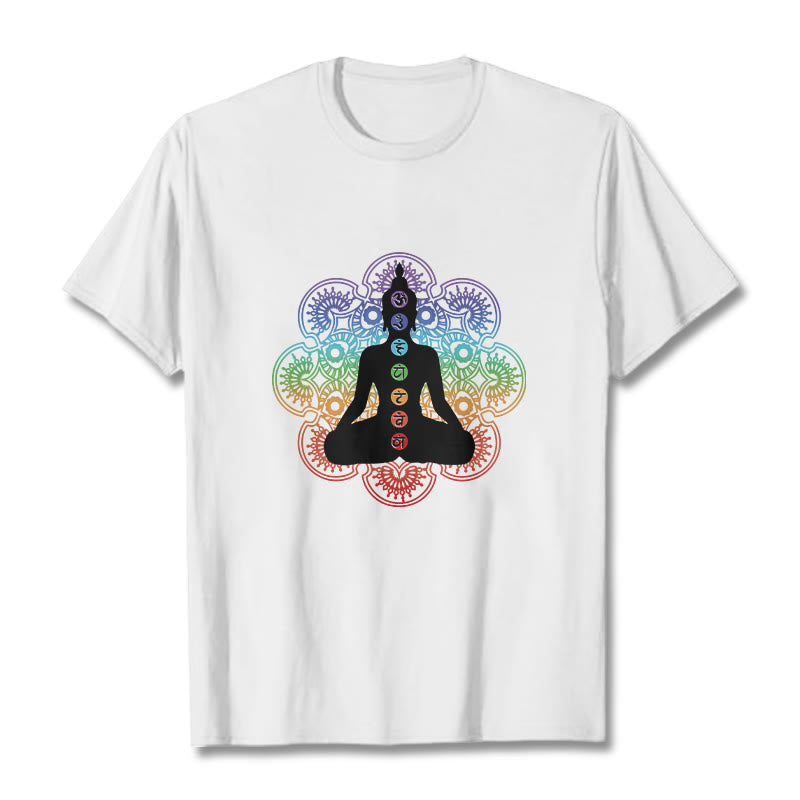 Buddha Stones Lässige meditierende Figur Buntes Mandala-Muster Baumwoll-T-Shirt - Weiß - 2XL - image 6