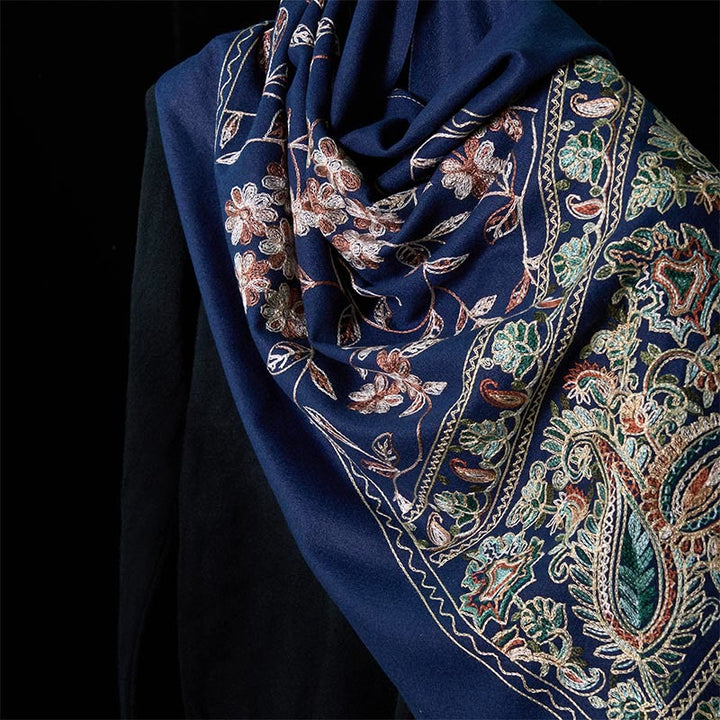 Buddha Stones Winter Braun-Beige Kleine Blumenranke Cashew Blumenmuster Quaste Gemütlicher Schal Schal - image 3