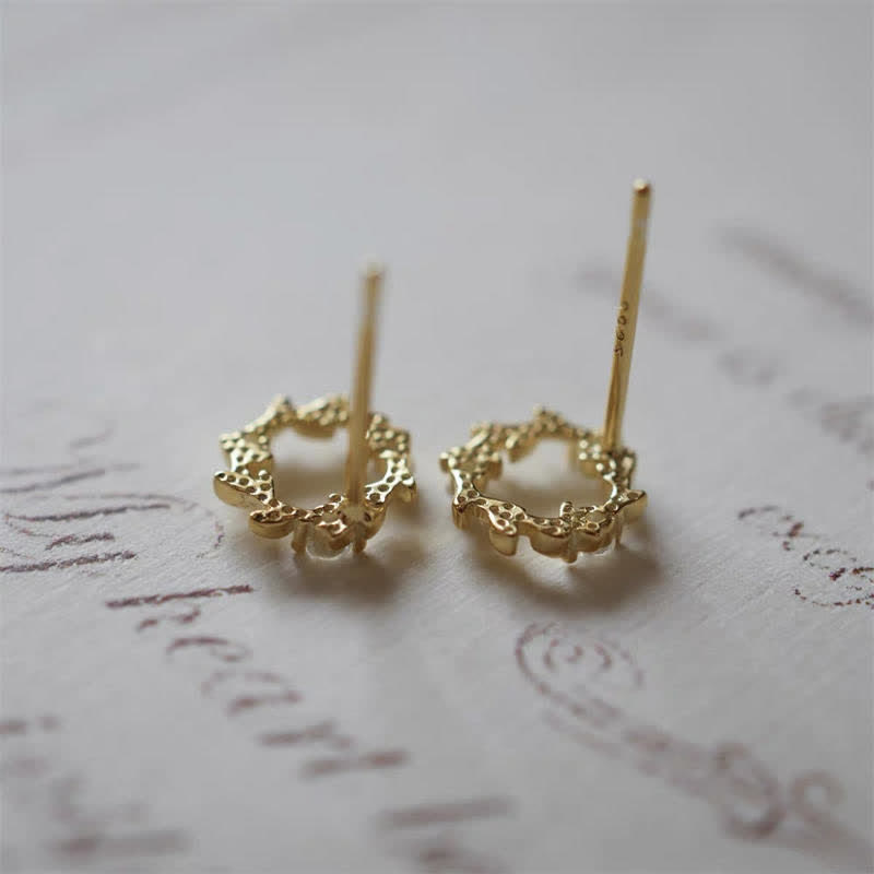 Buddha Stones 925 Sterling Silber Tiny Wreath Ohrstecker Segen Blumenohrringe