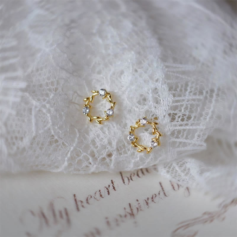 Buddha Stones 925 Sterling Silber Tiny Wreath Ohrstecker Segen Blumenohrringe