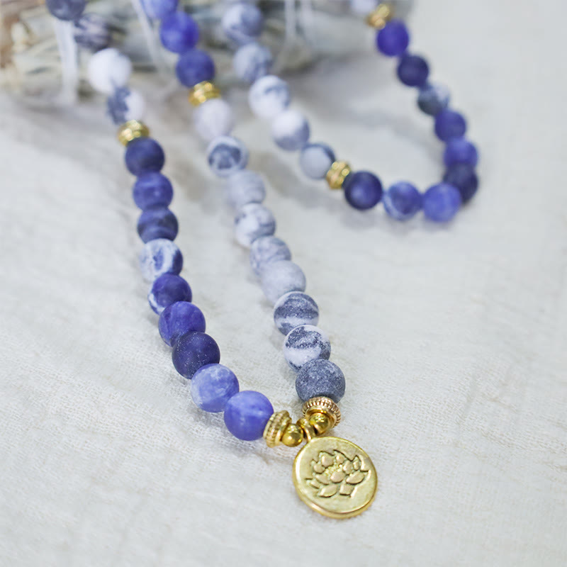 Buddha Stones 108 natürliches Picasso-Jaspis- und Blaustein-Mala-Perlen-Lotus-Anhänger-Armband