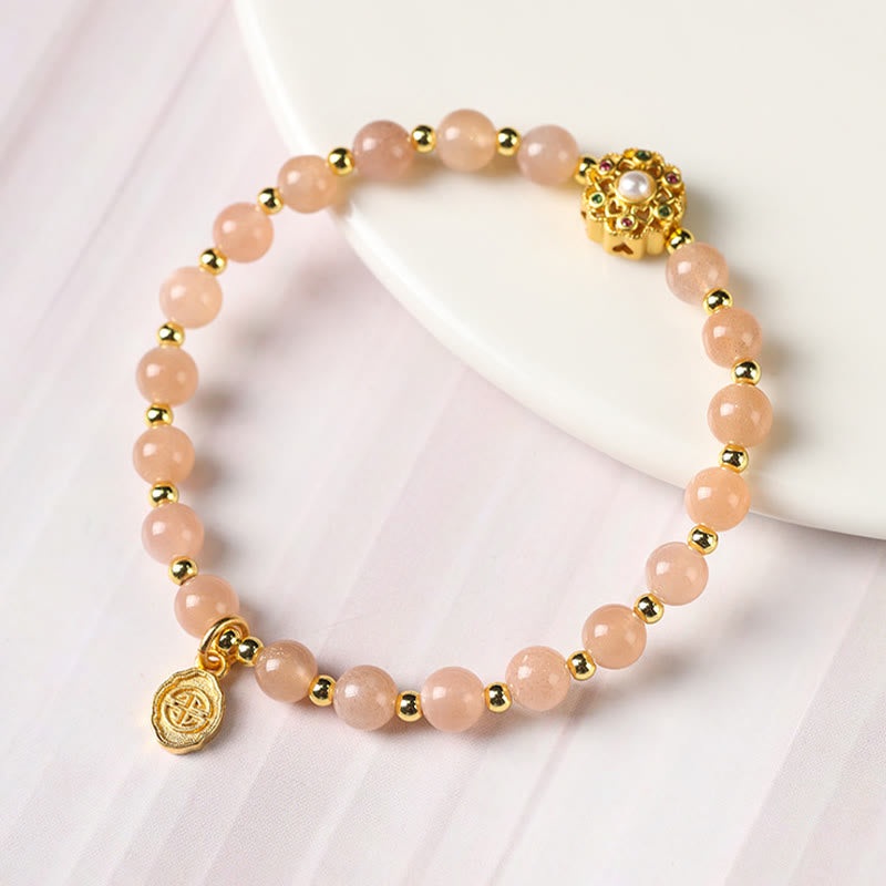 Buddha Stones 14 Karat vergoldetes natürliches Erdbeerquarz-Labradorit-Sonnenstein-Fu-Character-Charm-Armband