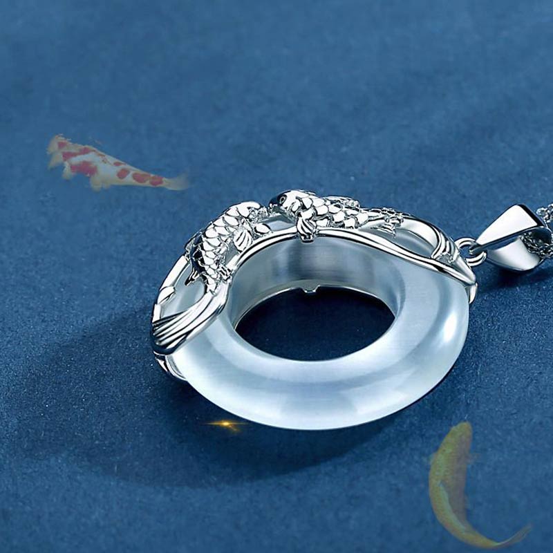 Buddha Stones natürliche Weiß Jade-Koi-Glückshalskette