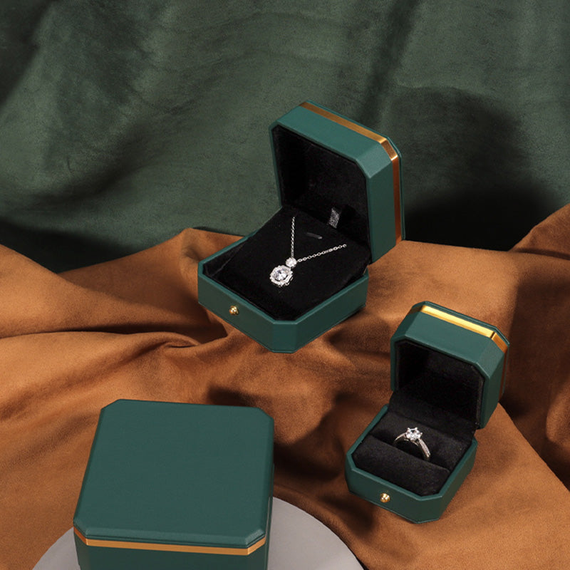 Schmuck-Aufbewahrungsbox, Geschenkbox aus PU-Leder - image 3