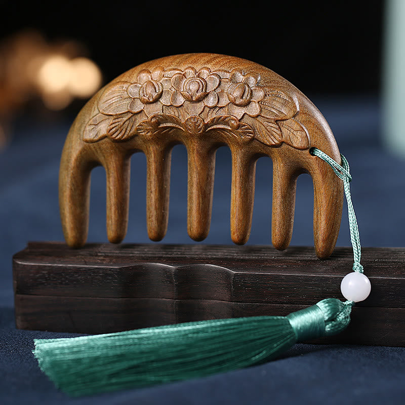 Grüner Sandelholz-Pflaumenblüten-Blumen-Lotus-Koi-Fisch mit beruhigender Quastenkammgravur