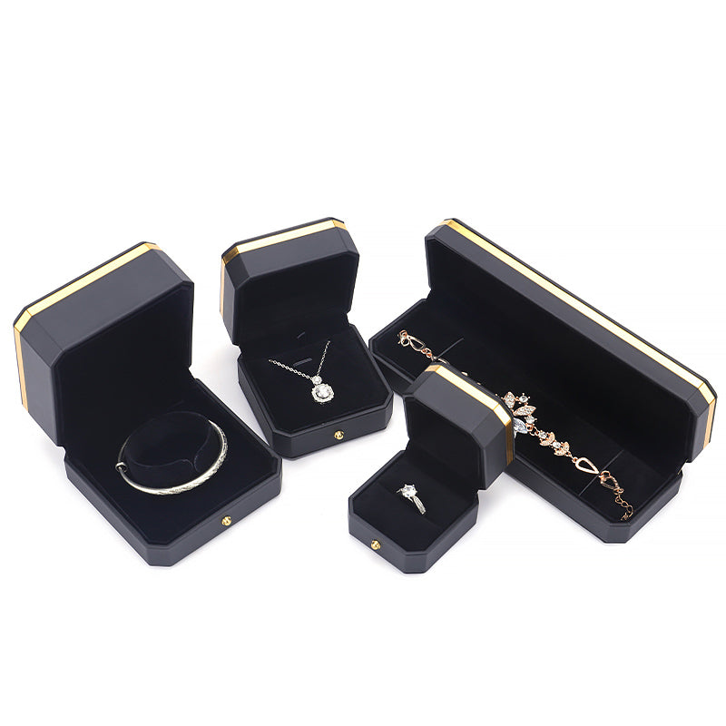 Schmuck-Aufbewahrungsbox, Geschenkbox aus PU-Leder - image 14