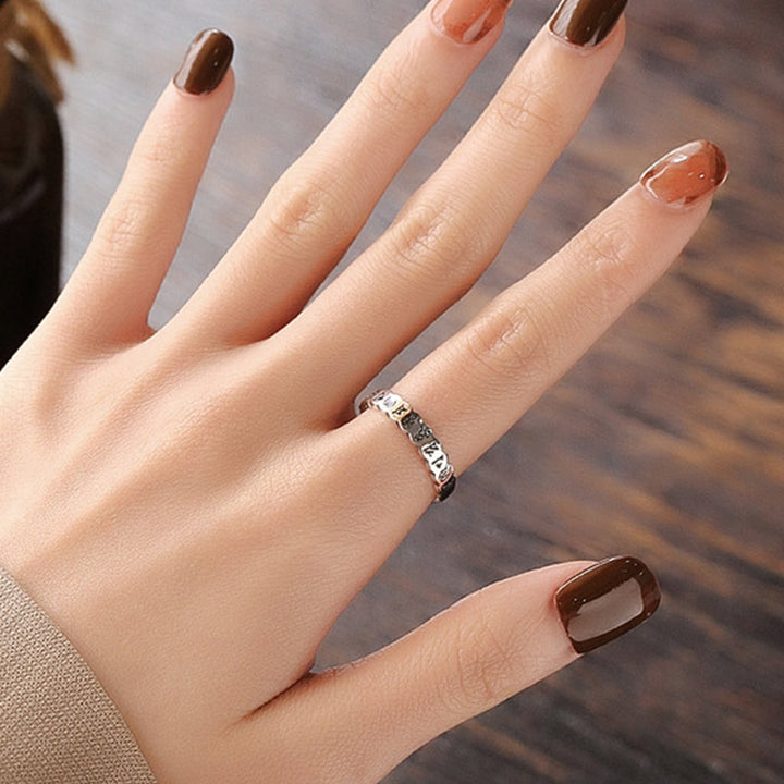 Buddha Stones Ring aus 925er-Sterlingsilber mit sechs wahren Worten und ruhiger Weisheit