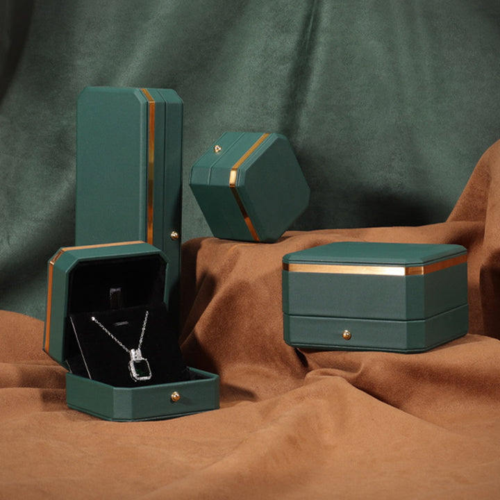 Schmuck-Aufbewahrungsbox, Geschenkbox aus PU-Leder - image 0