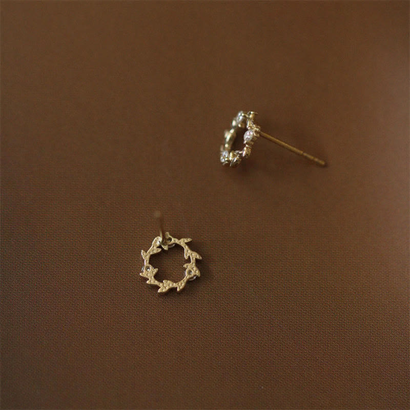 Buddha Stones 925 Sterling Silber Tiny Wreath Ohrstecker Segen Blumenohrringe