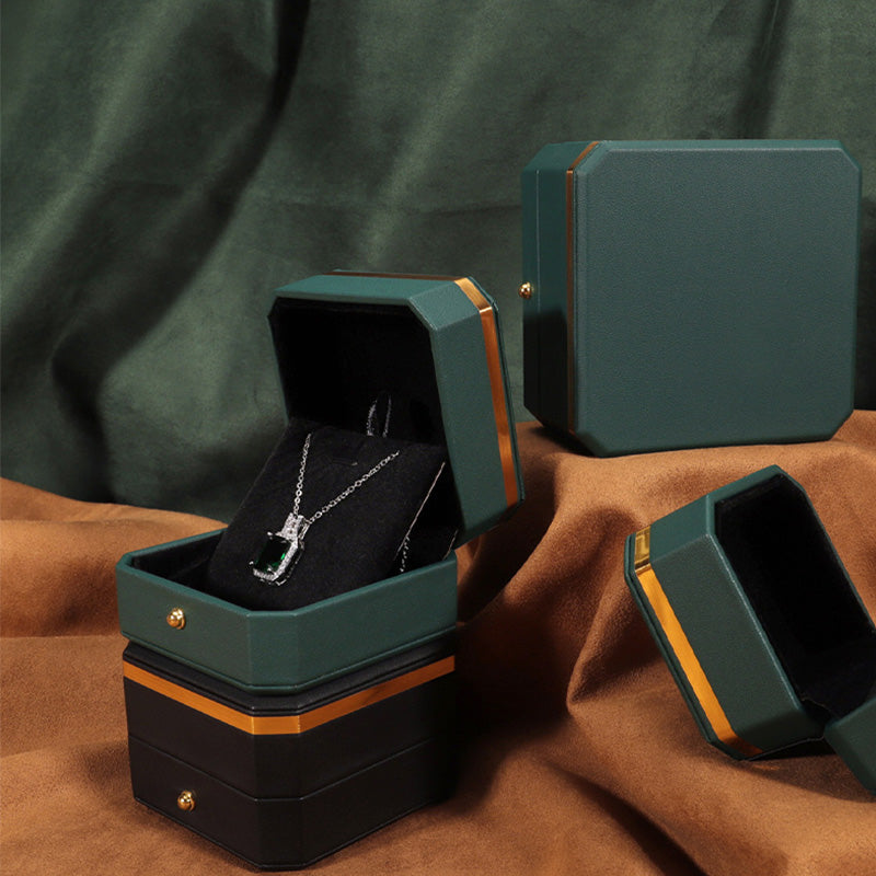 Schmuck-Aufbewahrungsbox, Geschenkbox aus PU-Leder - image 1