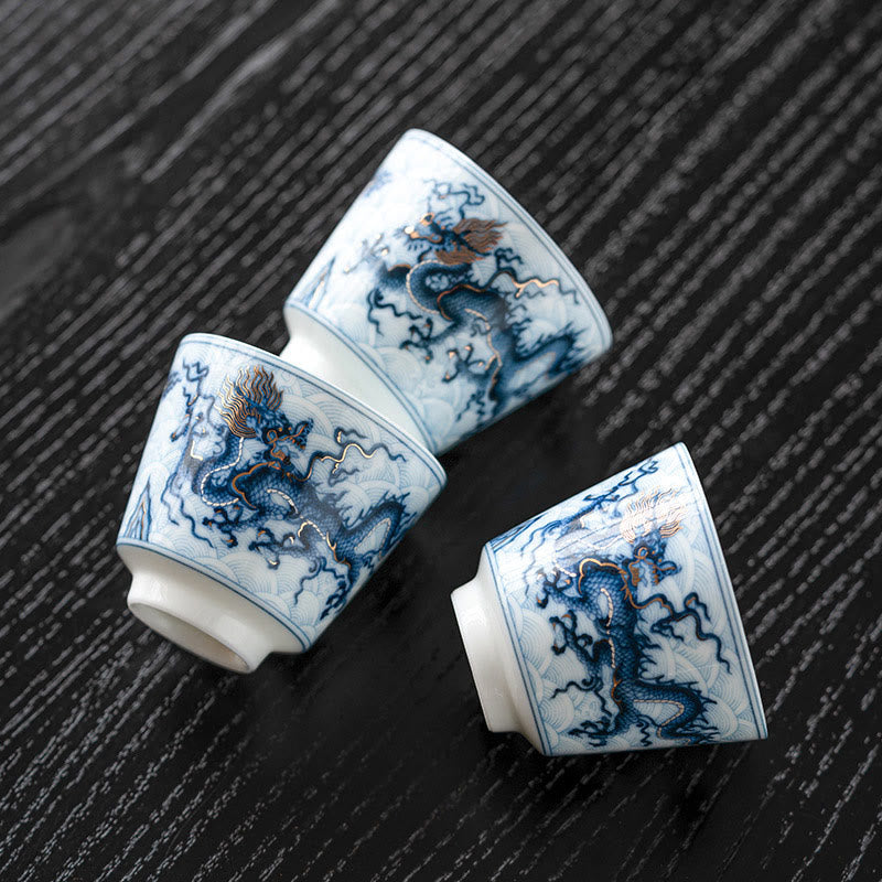 Buddha Stones Kleine blau- Weiß Drachenmuster-Keramik-Teetasse, Kung-Fu-Teetassen, 45 ml