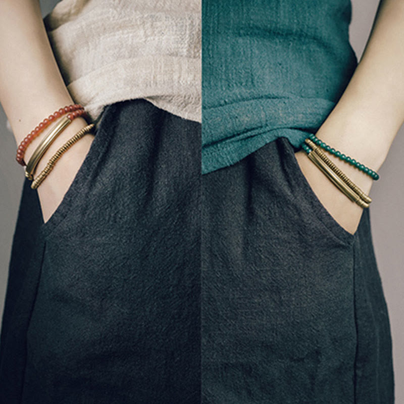 Tibetisches dreifach gewickeltes Armband mit verschiedenen Achatsteinen und Kupferschutz