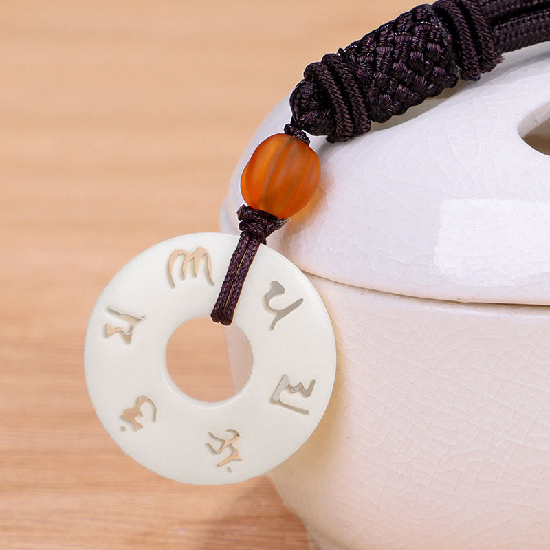 Buddha Stones, Elfenbeinfrucht, Om Mani Padme Hum, gravierter Schutz-Halskettenanhänger - image 2