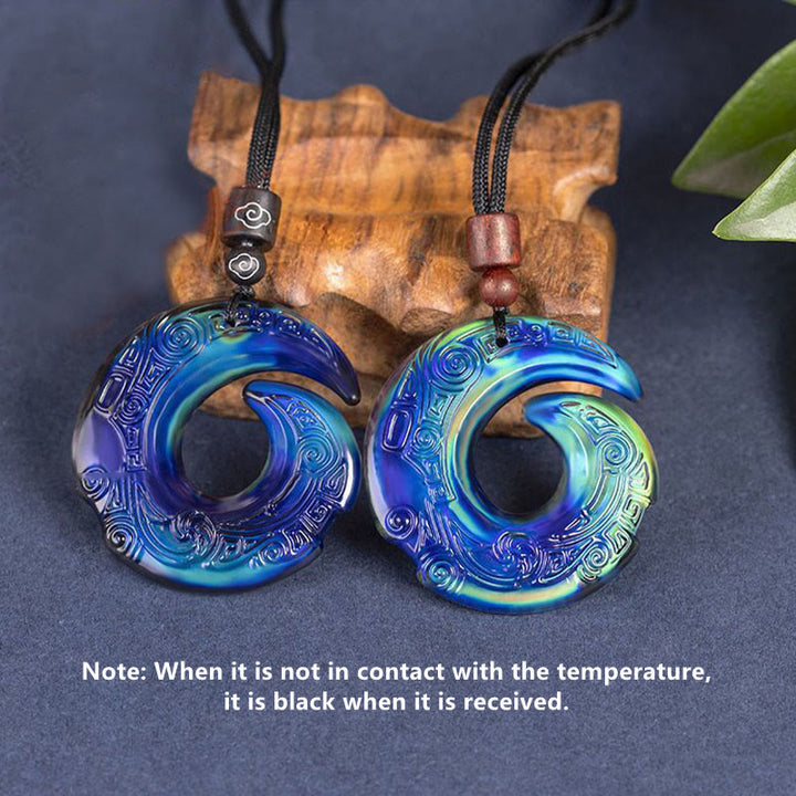 Farbwechselndes Glück verbessert das Designmuster Liuli-Kristall-Halskettenanhänger