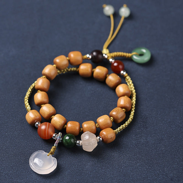 Buddha Stones Grünes Sandelholz-Chalcedon-Peace-Schnalle-Charm-Beruhigendes Doppelwickelarmband