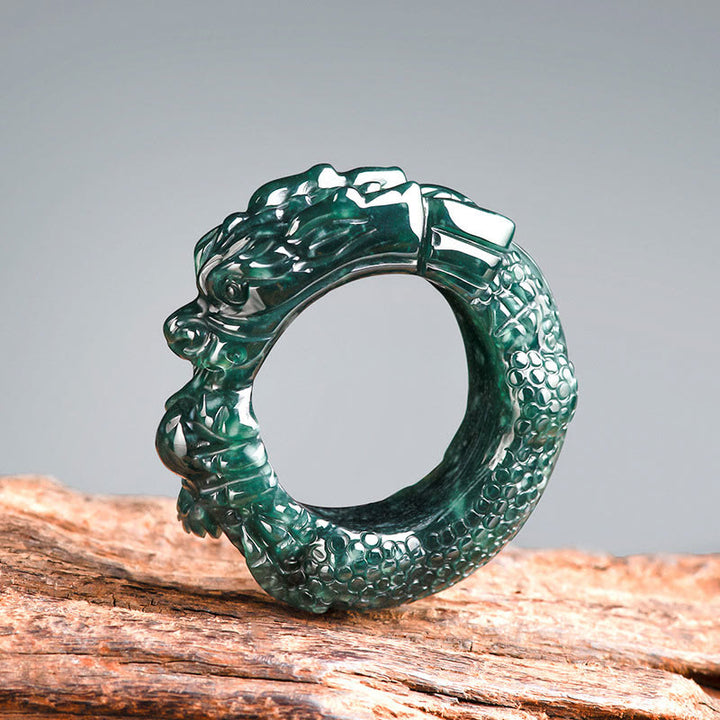 Buddha Stones Natürlicher Cyan-Jade-Drachen-geschnitzter Erfolgsring
