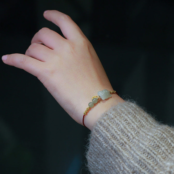 Buddha Stones Chinesisches Sternzeichen Tiger Jade Wohlstand Rotes Schnurarmband