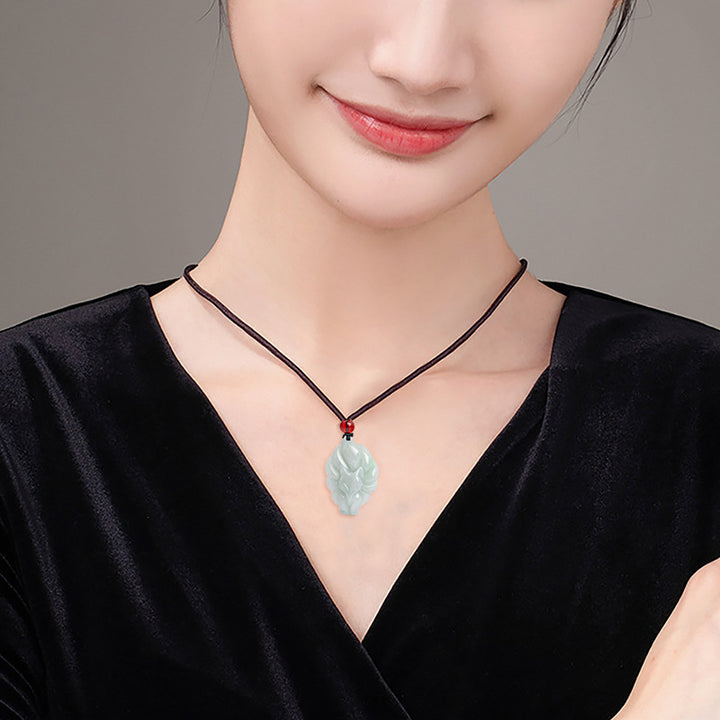 Buddha Stones Halskette mit Anhänger aus natürlichem Jade, neunschwänziger Fuchs, Glück, Wohlstand