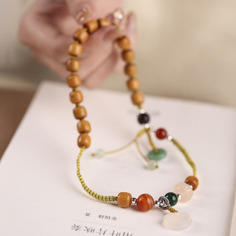 Buddha Stones Grünes Sandelholz-Chalcedon-Peace-Schnalle-Charm-Beruhigendes Doppelwickelarmband